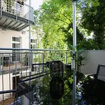 Bright & Airy Apartment With Balcony Near City Center